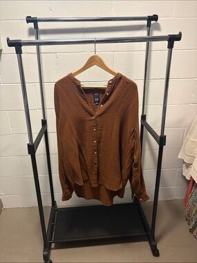 GAP Rust Brown Button-Front Lightweight Long Sleeve Shirt